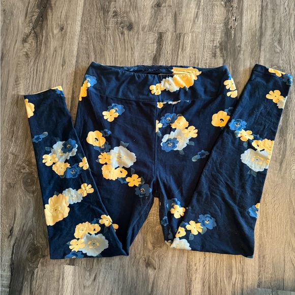 LuLaRose Tall & Curvy Leggings Lot - Picture 5 of 13